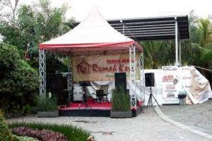 Wisata dan Kuliner Indonesia Restoran  Rumah  Kayu  BSD