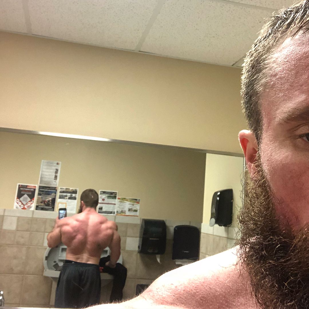 shirtless-man-huge-strong-back-seth-feroce-beard-muscle-dad