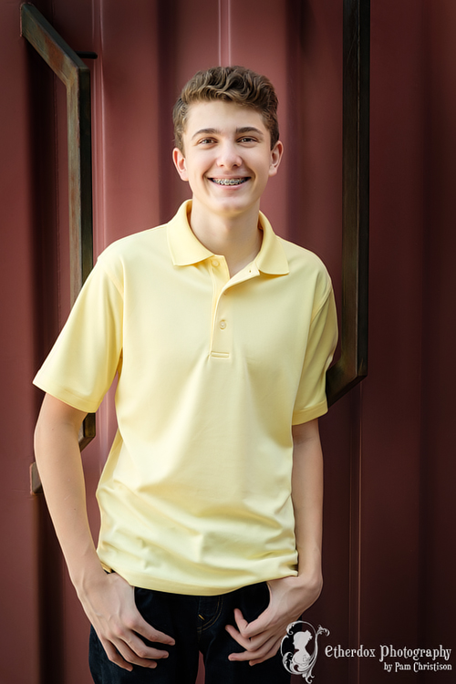 professional photo of a teenager in an urban location in Albuquerque