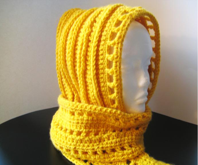 Crochet Dreamz: Aesthetic Hooded Scarf (Free Crochet Pattern)