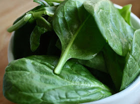 fresh-spinach-green-vegetable-picture