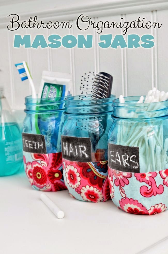 http://club.chicacircle.com/bathroom-organization-mason-jars/