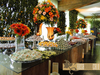 mesa de doces, rustico, Casamento , casa de espanha , verde e laranja , festa de dia