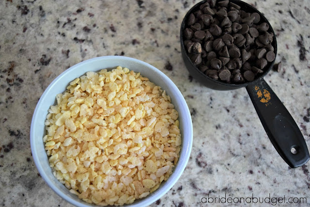 You don't have to buy candy bar wedding favors. Instead, make these Homemade Crunch Bar Wedding Favors. Get the recipe at www.abrideonabudget.com.