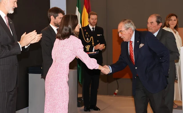 Queen Letizia wore a terrazzo rosa Antonia midi silk dress by Spanish brand Lady Pipa. King Felipe and Queen Letizia of Spain