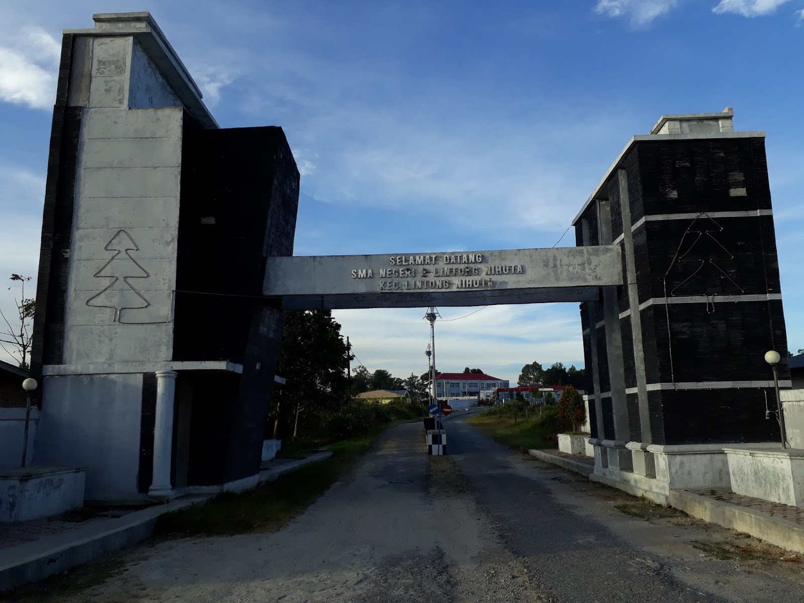 emilih sekolah yang mewajibkan siswanya tinggal di asrama bukanlah pilihan yang mudah Selamat Kepada 72 Siswa, Calon Siswa SMAN 2 Lintongnihuta Angkatan VII