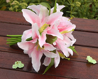 handbouquet-lily-surabaya44