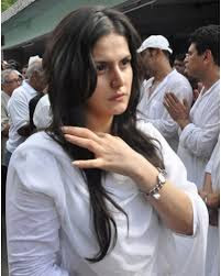 Zareen Khan Without Makeup Pictures