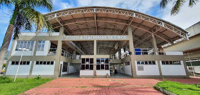 Fagasa da Escola Nacional de Circo, no Rio.