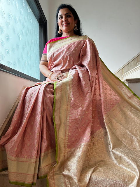 Graceful Harmony: The Salmon Pink Mushroo Silk Saree with Green Selvedge