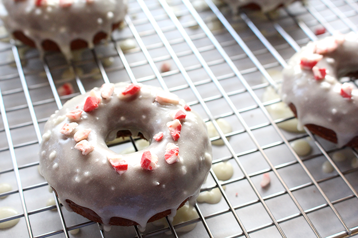 Chocolate Peppermint Baked Donuts // A Style Caddy