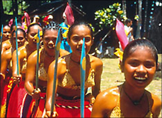 palau_female_dancer