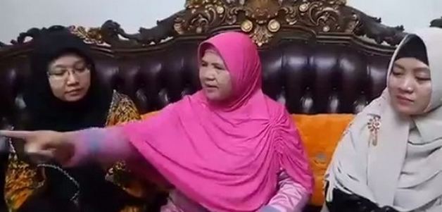 Mamah Dedeh: "Bagi Syiah Muhammad SAW Tidak Diakui Nabi, Mereka Mengaku Nabinya Ali ra"