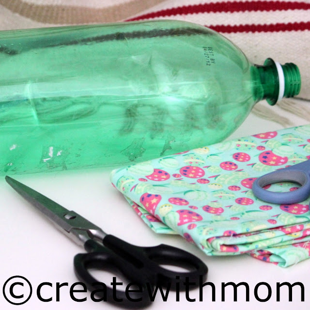 Recycled bottles to keep crayon