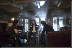 vampire-diaries-season-7-mommie-dearest-photos-6