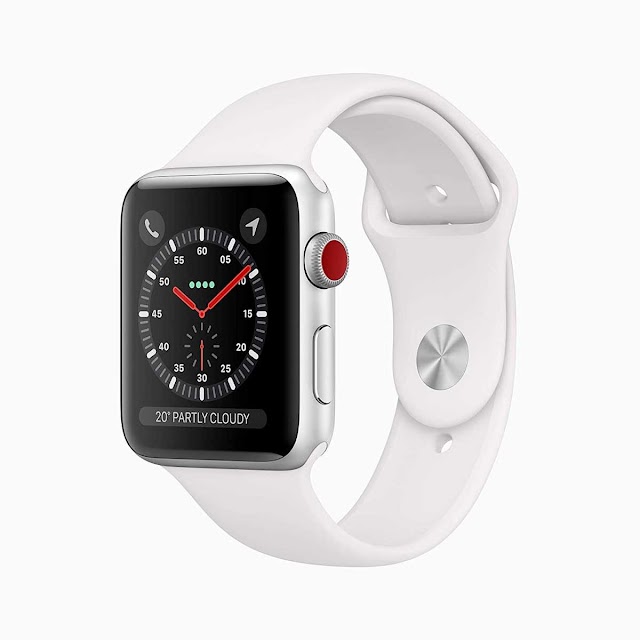 Apple SmartWatch Series 3 White Sport Band with Silver Aluminium Case