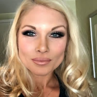 Beth Phoenix Talks Edge Feuding With Becky Lynch On Twitter