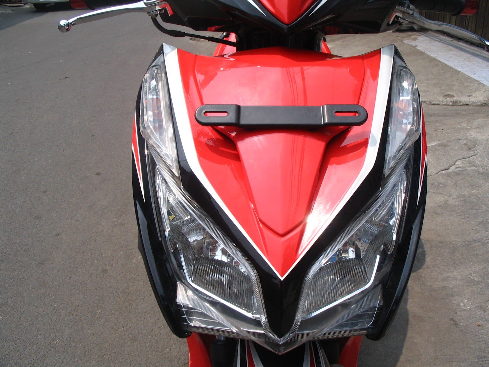 Koleksi Ide Modifikasi Motor Vario 125 Warna Orange Terbaru Dan