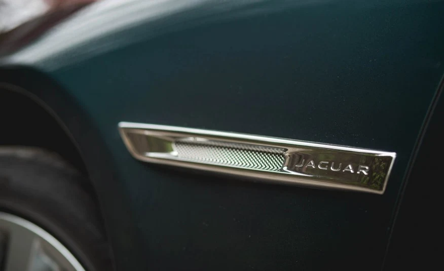 Đánh giá xe Jaguar XJ 2016