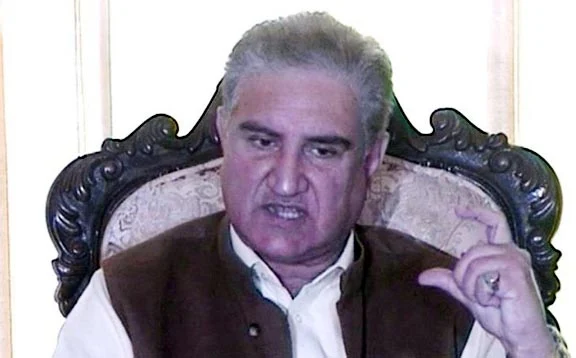 Qureshi accuses PML-N of mishandling Jadhav case