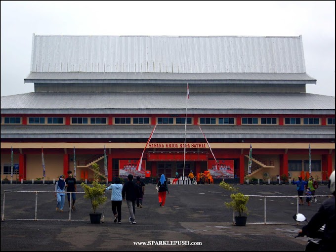 Foto Jalan-jalan ke GOR SATRIA Purwokerto, Tempat Asyiknya Semua Usia Untuk Rekreasi sambil Olahraga.