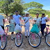 400 estudiantes de comunidades dispersas de Riohacha recibieron bicicletas que facilitarán su acceso a los centros educativos 