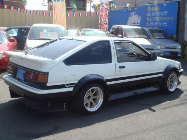 The amazing Toyota Corolla AE86 from the 80's