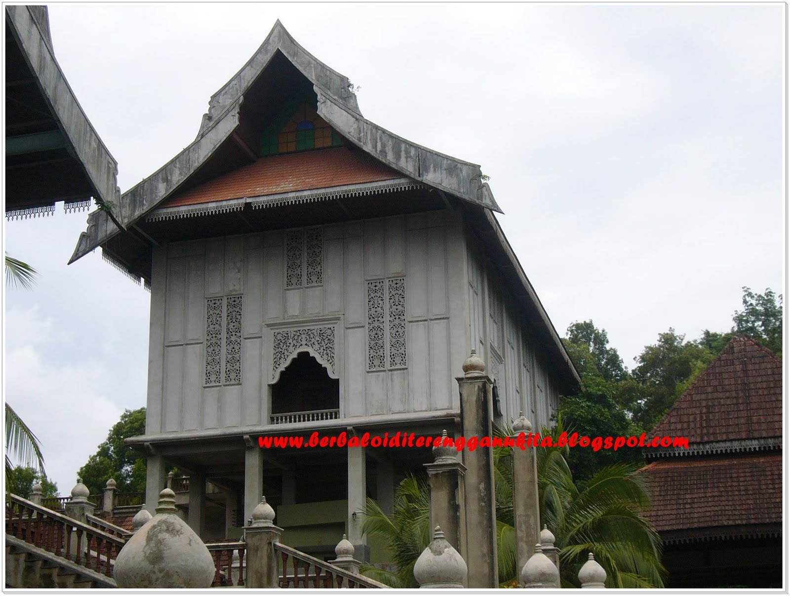 MELAWAT KE MUZIUM NEGERI TERENGGANU  Berbaloi di 