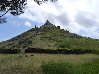 Tumulus Saint-Michel, France