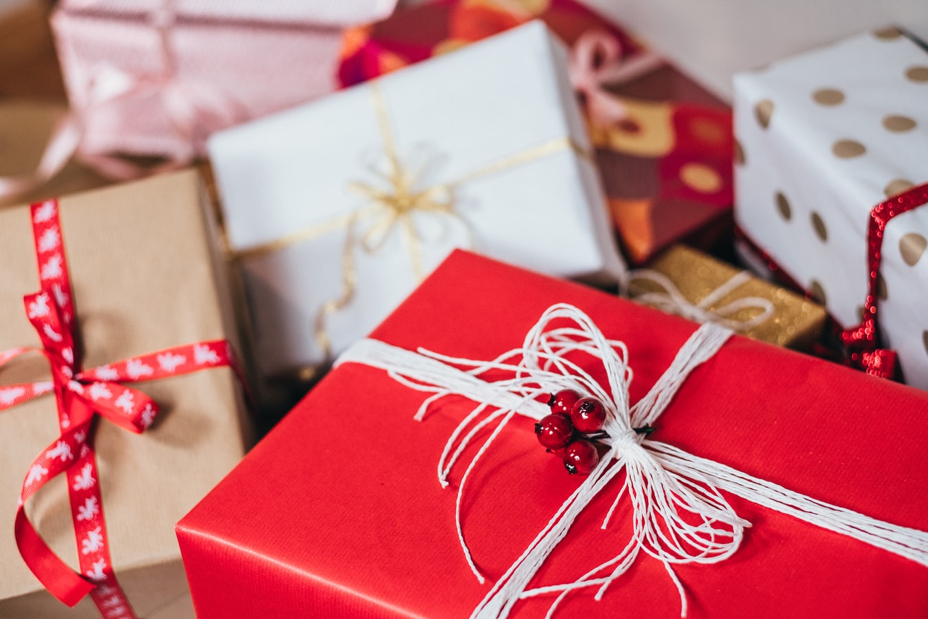 Gift Ideas For Those Who Are Hard to Buy For | Christmas 2020 Gift Guide