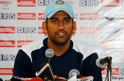 Dhoni in IPL 7