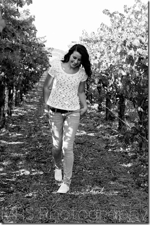 High School Senior Potrait Session -  Wooden Valley Winery - Suisun Valley - Solano County (5 of 9)