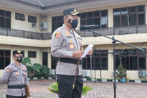 Polres Cilegon Polda Banten Laksanakan Upacara Laporan Kenaikan Pangkat Personil Periode 1 Januari 2022