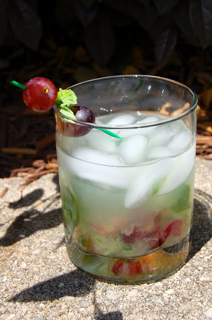 Cocktail Month: Basil Grape Crush | www.kettlercuisine.com