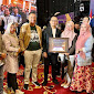 Luar Biasa Bawaslu Dompu Terima Penghargaan sebagai kehumasan terbaik tingkat Kabupaten/Kota pada pelaksanaan Pemilihan Serentak tahun 2024