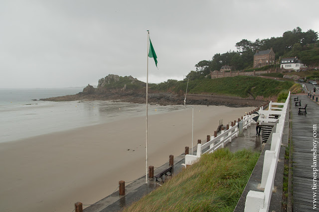 Playa de Trestraou Bretaña Francia playas viaje 