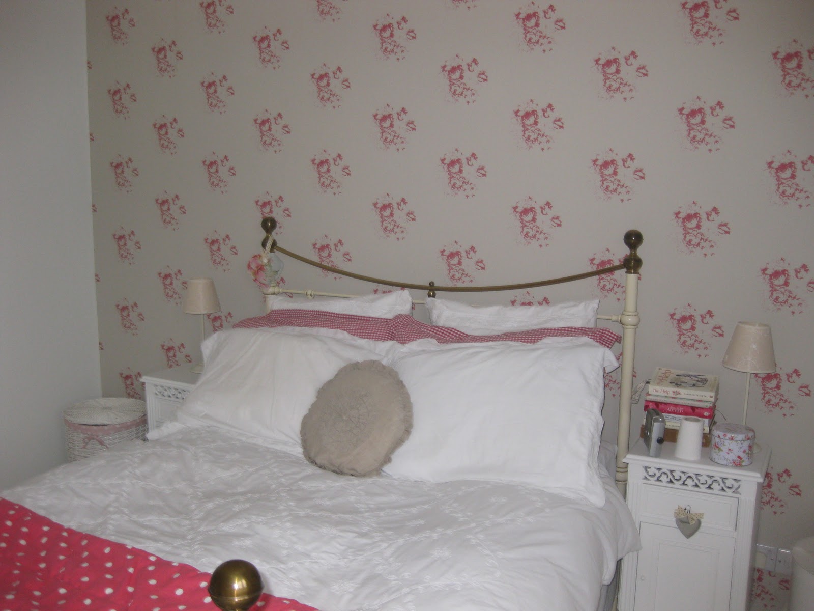 Bee happy: Bee happy ..... finished bedroom photos