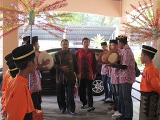 The Bayu: PESTA PANTUN SEKOLAH-SEKOLAH RENDAH DAERAH MANJUNG 2016