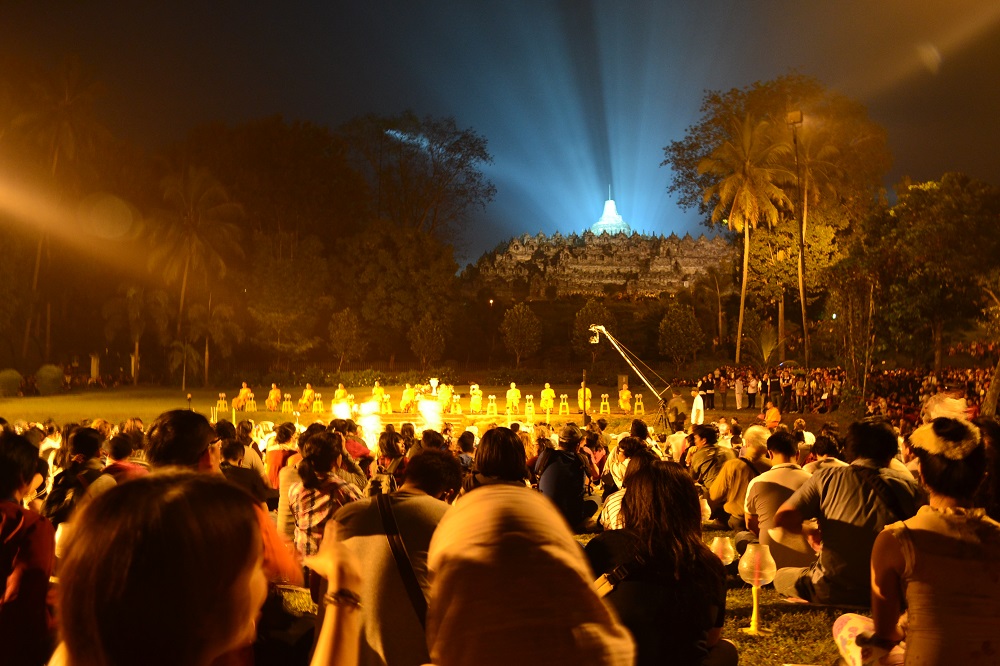 Hari Raya Waisak di Candi Borobudur Irham Faridh 