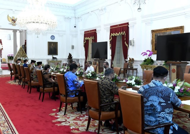Ombudsman RI Sampaikan Laporan Tahunan 2021 ke Presiden Jokowi