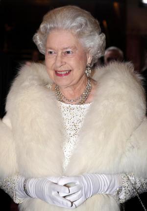 queen elizabeth ii younger. queen elizabeth 2 younger.