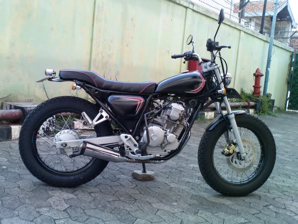 Motor Yamaha Scorpio Z japanese Style