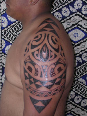 maori leg tattoos