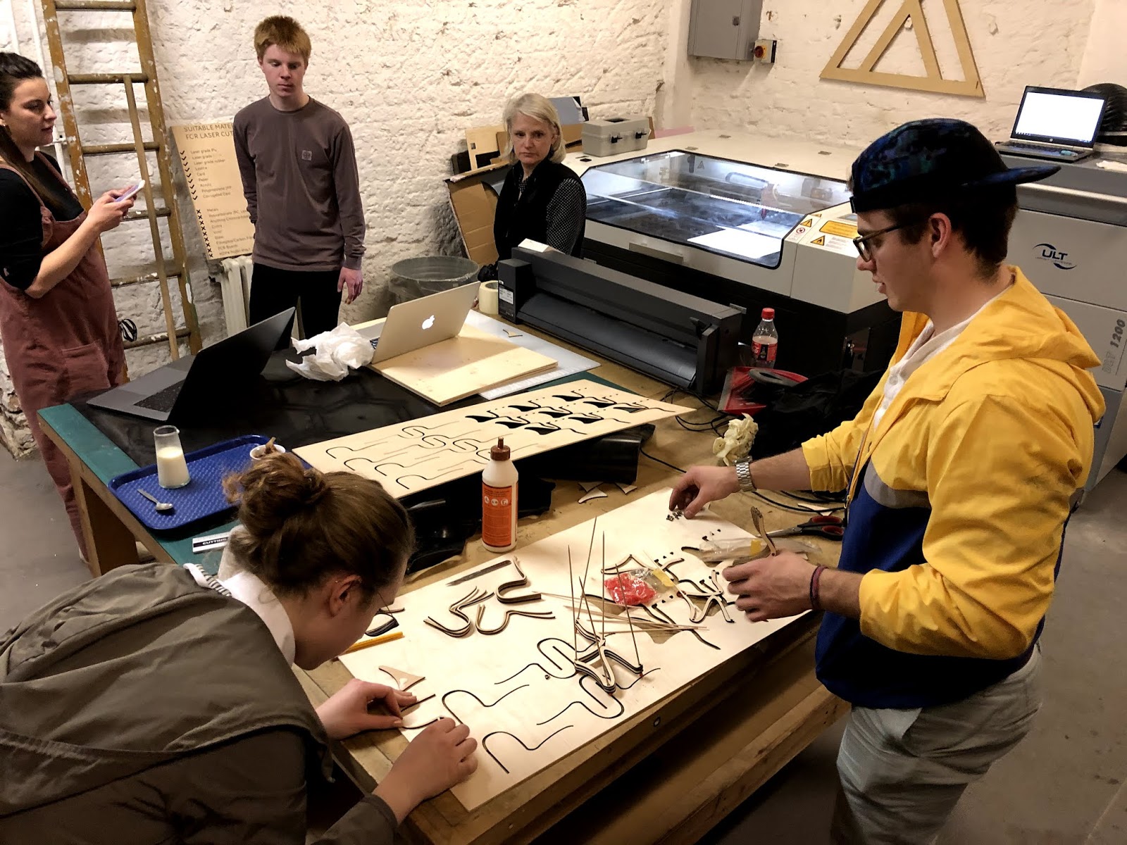 Students in Makerlab