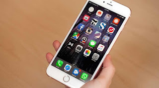 Apple, iPhone’ları bilerek yavaşlattığını kabul etti