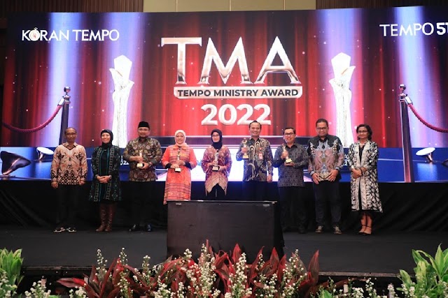 Keren! Kemnaker Raih 2 Penghargaan pada Ajang Tempo Ministry Award 2022