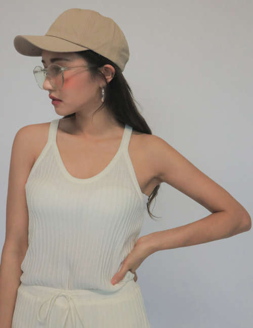 Ribbed Scoop Neck Camisole