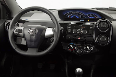 Toyota Etios 2014 Hatch XLS - painel