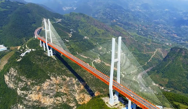 Duge Beipanjiang Bridge, The highest point of the bridge is at Beipanjiang  Grand Valley. Highest bridge in the world.