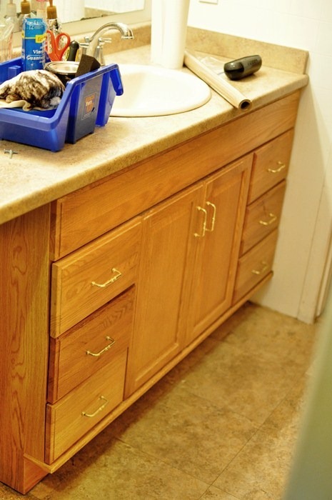 OakCabinets01